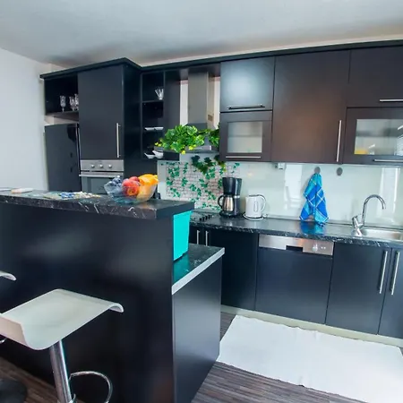 Estate - Discovery ליובוסקי