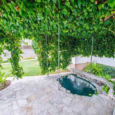 Estate - Discovery Villa
